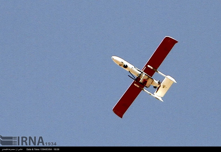 Trong khi đó một chiếc UAV Ghods Mohajer-2 của kẻ địch giả định đã xâm nhập vào lãnh thổ Iran. Đây cũng là loại vũ khí được Iran cung cấp cho Ả-Rập trong cuộc chiến chống IS.