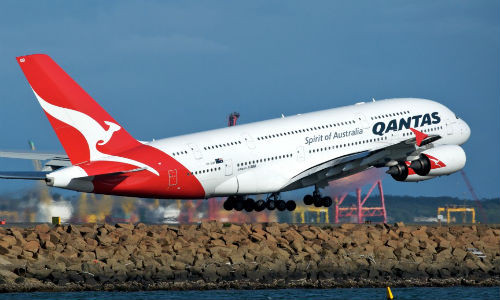 Qantas Airways Limited: Được thành lập vào năm 1920, Quantas là hãng hàng không quốc gia của Australia và là hãng hàng không lớn thứ 11 thế giới. AirlineRankings.com xếp hạng Quantas là hãng hàng không an toàn nhất thế giới.