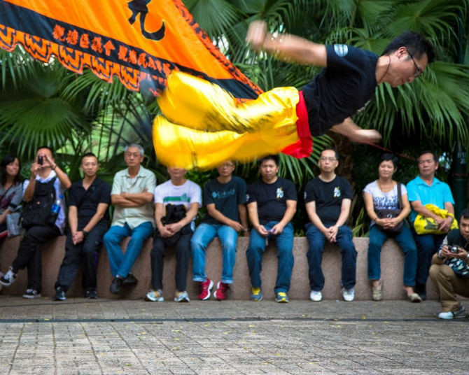 ''Hong Kong là một nơi không tưởng. Cửu Long Trại Thành là một trong những điều không tưởng ấy, nhưng Hong Kong đã tiến hóa và Cửu Long cũng vậy,'' Girard chia sẻ.