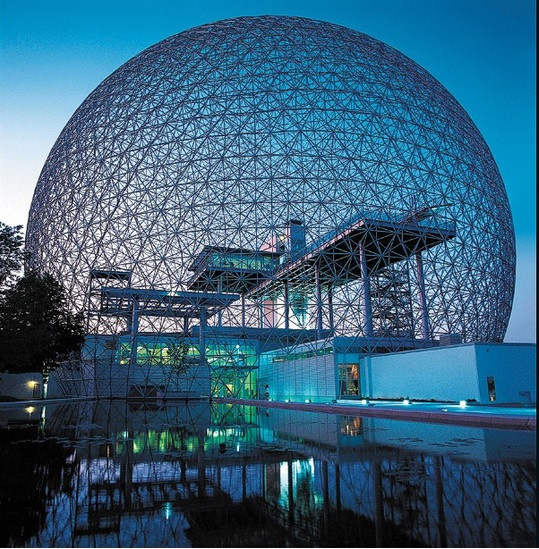 The Biosphere (Montreal) - "Quả cầu phong thủy" khổng lồ này rất nổi tiếng tại Hội chợ triển lãm 67. Nó đã thu hút khoảng 5,3 triệu du khách trong sáu tháng đầu tiên sau khi hoàn thành.