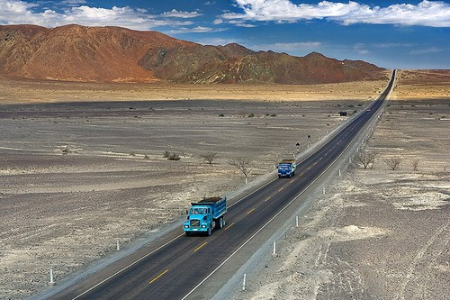 Con đường dài nhất: Đường cao tốc Pan-American kéo dài hơn 48 nghìn km và chạy qua 14 quốc gia, xứng đáng với danh hiệu con đường dài nhất hành tinh.