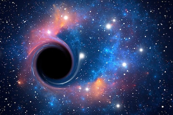 Về lý thuyết, các lỗ đen cũng "bốc hơi" theo thời gian bằng cách phát ra bức xạ Hawking - một khái niệm cơ học lượng tử do nhà vật lý Stephen Hawking đề xuất - nhưng quá trình đó quá mờ nhạt nên chưa được phát hiện. Comisso và đồng tác giả Felipe Asenjo, nhà vật lý thiên văn tại Đại học Adolfo Ibáñez ở Santiago, Chile, gợi ý rằng các plasma để chiết xuất năng lượng từ một lỗ đen đang quay được tạo ra bởi các sự kiện được gọi là "tái kết nối từ trường" - nơi các đường sức từ cường độ cao quấn vào nhau, đứt và nối lại ngay bên ngoài chân trời sự kiện của nó.