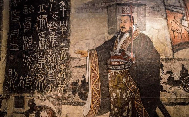 Liệu trong giấc ngủ dài thiên thu, có một bản sao nào của những điển tịch này do chính hoàng để chỉ định được đặt tùy táng ở bên ông dưới lăng mộ không?