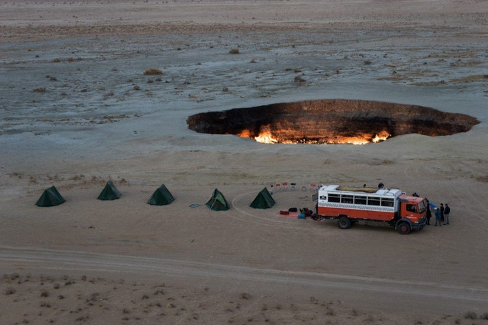Hiện nay, chính quyền Turkmenistan đang đánh giá đề xuất từ các nước khác để ngăn chặn rò rỉ khí gas. Nhiều nhà khoa học đến từ Belarus và Slovenia cũng bày tỏ quan tâm tới kế hoạch.