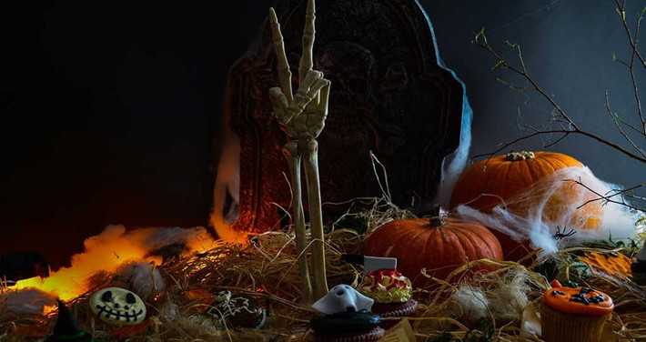 7. Vào đêm Halloween năm 1998, Karl Jackson, 31 tuổi, đã đi cùng bạn gái đến đón đứa con trai 9 tuổi của mình đến dự một bữa tiệc. Trong khi chờ đợi, một nhóm thanh thiếu niên đã ném trứng vào xe của họ. Jackson quyết định ra ngoài và nói chuyện với đám thanh niên này.
