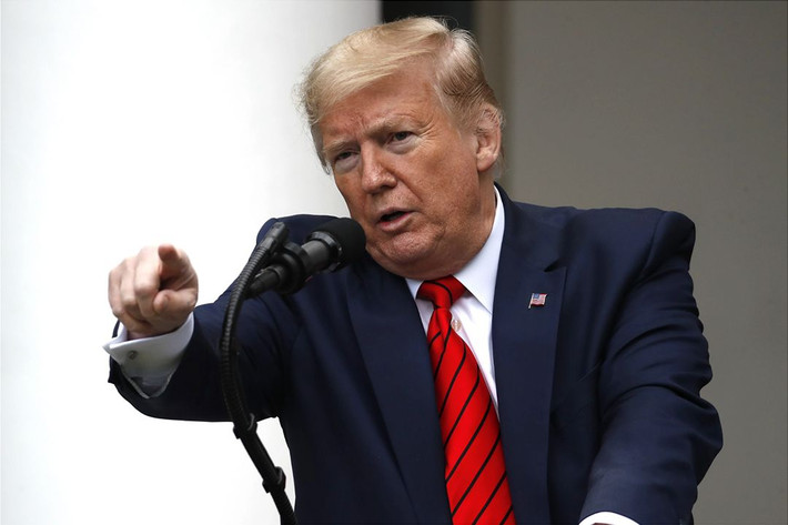 Sau khi Tổng thống Mỹ Donald Trump lên nắm quyền vào năm 2016, năm 2019, Mỹ kiên quyết rút khỏi thỏa thuận hạt nhân Iran (JCPOA), khi Mỹ tố cáo Iran vi phạm thỏa thuận; dẫn đến mối quan hệ giữa hai nước ngày càng xấu đi.