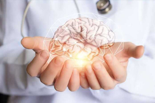 Dấu hiệu điển hình của thiếu oxy não là ngủ kém và trí nhớ suy giảm. Ngoài ra, cơ thể còn có hiện tượng chóng mặt, nhức đầu, mất tập trung và mất ngủ.
