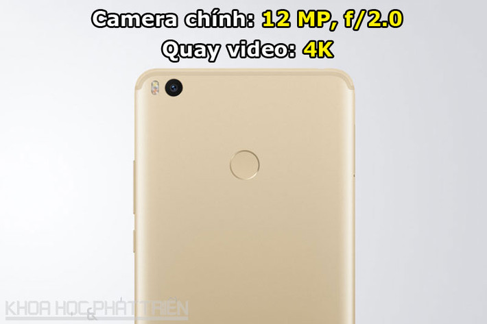 Camera chính được trang bị đèn flash LED kép, hỗ trợ lấy nét theo pha, nhận diện khuôn mặt.