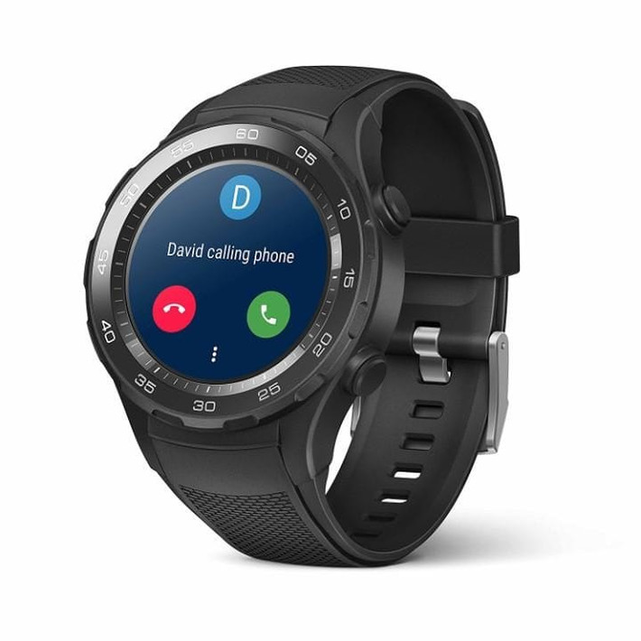 Huawei Smartwatch 2 (Giá bán: phiên bản 4G là 7,8 triệu đồng và phiên bản không có 4G là 8,6 triệu đồng; Màn hình hiển thị 1,2 inch; Hệ điều hành Android Wear 2.0; Tuổi thọ pin lên đến hơn 02 ngày): Thiết bị đồng hồ thông minh năm 2017 của Huawei mang một số yếu tố giống như phiên bản gốc với thiết kế khá cổ điển và được giới hạn phát hành ở Anh. Ngoài các ứng dụng tiêu chuẩn, Huawei Smartwatch 2 còn được trang bị tính năng kiểm soát giọng nói Google Assisstant và khả năng thanh toán trực tuyến Android Pay, cũng như kết nối 4G, cho phép người dùng thực hiện cuộc gọi trực tiếp từ đồng hồ đến điện thoại và ngược lại.