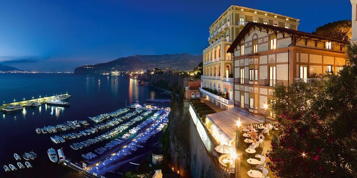 Nhiều Vourcher giảm giá mạnh tại các spa nổi tiếng ở Nam California; Grand Hotel Excelsior Vittoria, Sorrento, Ý và Grand Hotel Tremezzo ở Hồ Como, Ý.