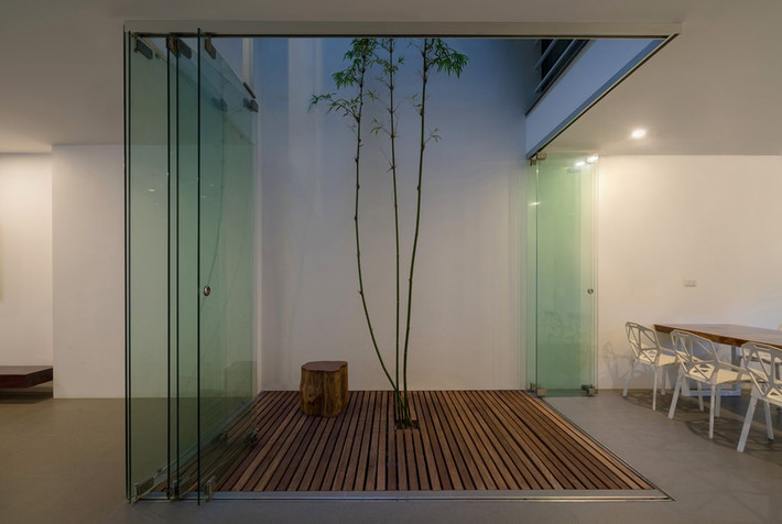Căn nhà được thiết kế để từ bất kỳ vị trí nào, con người cũng có thể tiếp xúc với thiên nhiên.