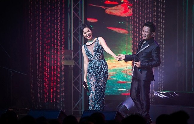 Tại thị trường hải ngoại, từ năm 2012-2013, cát sê của Bằng Kiều có thể đạt 4000-5000 USD/show diễn. Khi về nước, mức giá này sẽ cao hơn nhiều lần. Điều đó được chứng minh bằng show diễn tại Hà Nội và Quảng Ninh năm 2013 của Bằng Kiều có mức cát-sê tới 1 tỷ đồng. Cho đến nay, thu nhập trung bình mỗi tháng của Bằng Kiều tại thị trường âm nhạc trong nước đã cán mốc vài tỷ đồng. Chưa nói đến việc, anh là nghệ sĩ chăm chỉ chạy show trong - ngoài nước nên mức thu nhập cũng tăng lên rất nhiều.