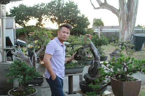 Bằng Kiều là nghệ sĩ lựa chọn thị trường âm nhạc hải ngoại để phát triển nhiều năm nay, tuy nhiên, không vì thế mà anh thiếu đi tình cảm mến mộ của đông đảo khán giả trong nước. Nếu như nhiều năm trước, giá cát-sê khi biểu diễn tại sân khấu trong nước của Bằng Kiều được tiết lộ đã khiến nhiều người "giật mình", thì số tài sản mà anh đang sở hữu cũng không hề nhỏ.