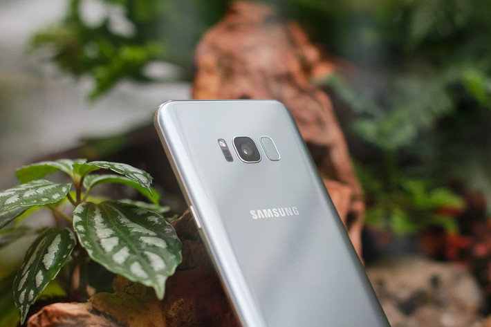 Ảnh thực tuyệt đẹp của Galaxy S8 Plus đầu tiên ở Việt Nam. Ảnh: Techz.
