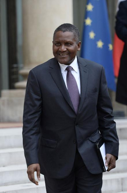 Tài sản ước tính của ông Aliko Dangote vào khoảng 13,1 tỷ USD. Ngoài xi măng, tỷ phú giàu nhất châu Phi còn làm giàu từ việc kinh doanh đường, bột và muối. (Ảnh Forbesimg).