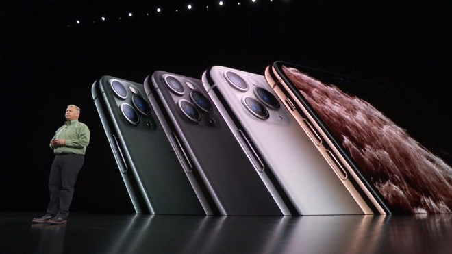 iPhone 11 Pro có 4 lựa chọn màu sắc là xanh sẫm, đen, trắng và vàng.