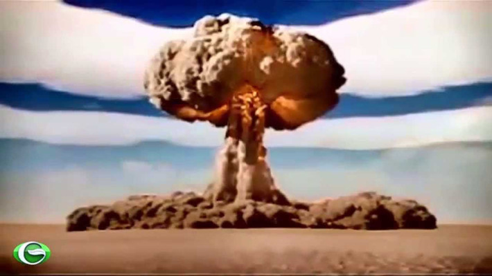 10-Quả bom lớn nhất từng được cho nổ chính là bom Tsar Bomba của Liên Xô. Với sức nổ 50 megaton, tương dương sức nổ của 1.570 quả bom nguyên tử đã được thả xuống Hiroshima và Nagasaki cộng lại.