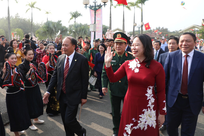 Đây là hoạt động mừng Đảng, mừng Xuân Quý Mão năm 2023, nhằm mang đến không khí Tết cổ truyền dân tộc phục vụ khách du lịch những ngày đầu Xuân năm mới.