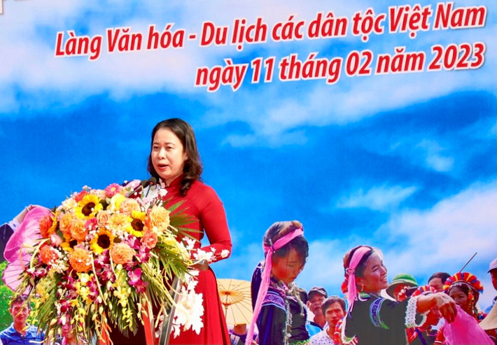 Phát biểu tại lễ khai mạc, Quyền Chủ tịch nước Võ Thị Ánh Xuân nhấn mạnh quan điểm, chủ trương nhất quán của Đảng ta là bảo đảm các dân tộc bình đẳng, đoàn kết, tôn trọng giúp nhau cùng phát triển. Đến nay, công tác dân tộc đạt được nhiều thành tựu khá toàn diện. Văn hóa các dân tộc Việt Nam vừa góp phần khơi dậy niềm tự hào dân tộc, làm phong phú thêm đời sống văn hóa tinh thần của nhân dân; đồng thời là thế mạnh của Việt Nam trong quá trình hội nhập quốc tế ngày càng sâu rộng hiện nay.