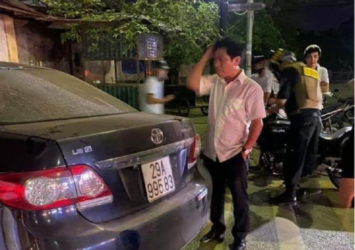 Vụ tai nạn khiến người đi xe đạp là bà Phạm Thị Ng. (SN 1957, trú tại tổ 10, phường Tiền Phong, TP Thái Bình) bị văng ra xa, va đập với một chiếc xe máy chạy theo chiều ngược lại và tử vong tại chỗ, người đi xe máy bị thương nặng. Sau vụ tai nạn chết người, tài xế điều khiển xe bỏ chạy vào khu công nghiệp Phúc Khánh và bị người dân chặn cổng.