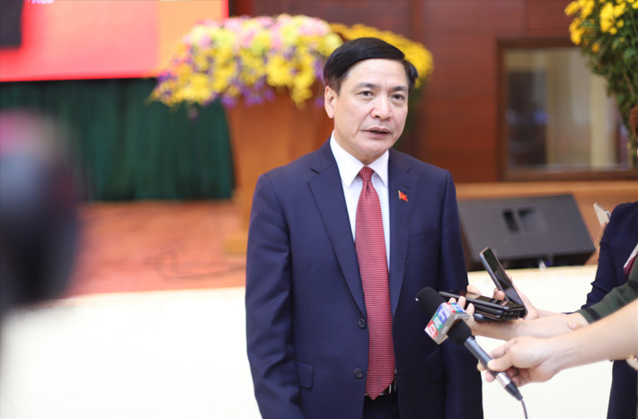 Ông Bùi Văn Cường - Bí thư Tỉnh ủy Đắk Lăk. Sinh ngày 18/6/1965, quê Thăng Long, Kinh Môn, Hải Dương. Có trình độ tiến sĩ kĩ thuật an toàn Hàng Hải. Ông Cường là ủy viên dự khuyết TƯ khóa 11, ủy viên TƯ khóa 12; ĐBQH khóa 13,14.