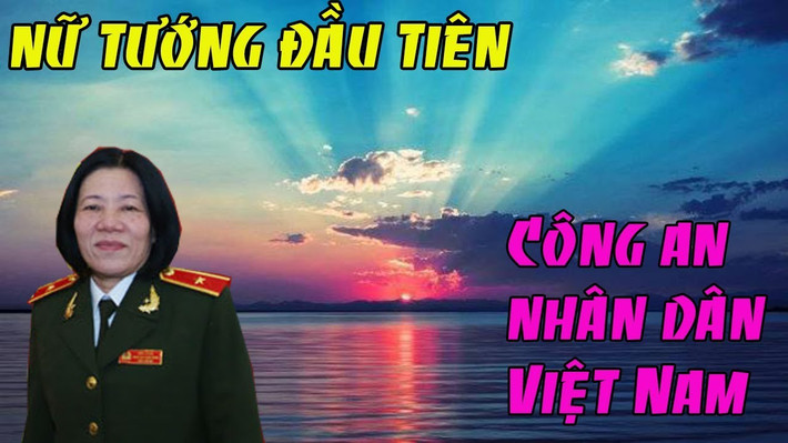 3. Thiếu tướng Bùi Tuyết Minh, Giám đốc Công an tỉnh Kiên Giang. Năm 2011, bà được Bộ trưởng Bộ Công an bổ nhiệm, giữ chức Giám đốc Công an tỉnh Kiên Giang, thăng quân hàm đại tá trước thời hạn một năm. Ngày 13/7/2013, bà được phong hàm thiếu tướng và là nữ thiếu tướng đầu tiên của lực lượng Công an nhân dân Việt Nam.