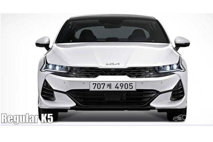Vô lăng bọc da có sưởi hiện có mặt trên phiên bản tiêu chuẩn, biến thể tầm trung Trendy và Prestige. Ngoài ra, Kia còn bổ sung thêm tính năng cảnh báo khoảng cách trước cho hai phiên bản Trendy và Prestige.