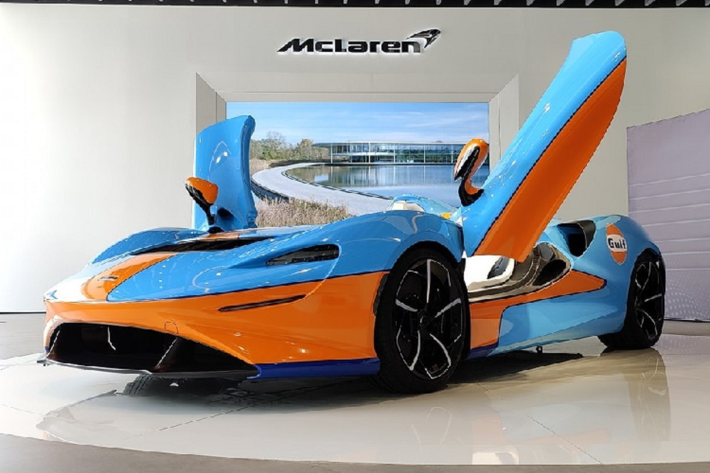 Chưa hết, sau 1 năm trình làng, McLaren đã nghe những phản hồi không tốt của khách hàng nên trang bị cho mẫu xe McLaren Elva kính chắn gió phía trước, điều này cũng đồng nghĩa xe bị loại bỏ đi hệ thống kiểm soát khí lưu thông minh AAMS vì không còn cần thiết.