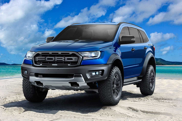 Một hình ảnh được cho là nội thất của Ford Everest thế hệ mới vừa xuất hiện trên các trang mạng xã hội khiến dân tình xôn xao, tuy nhiên, đó thật ra là ảnh chụp cabin của chiếc Ford Equator - mẫu xe chỉ bán tại Trung Quốc.