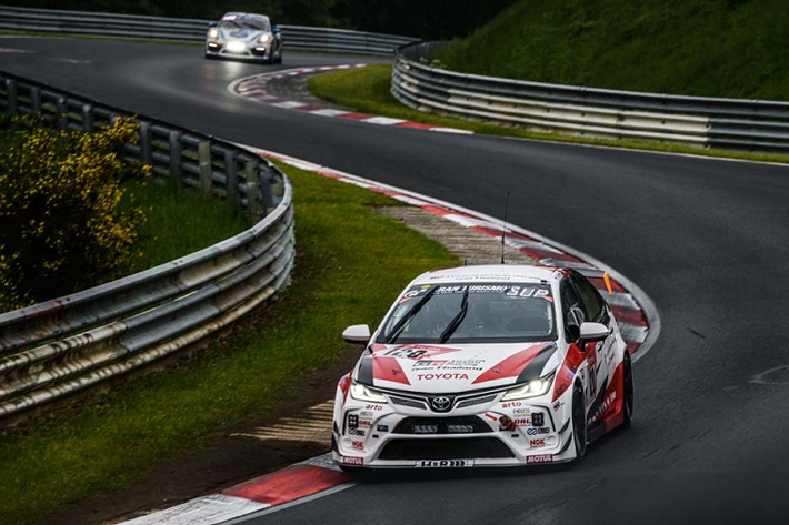 Trở lại hiện tại, thành tích của Toyota Gazoo Racing Team Thailand (đã được đổi tên chính thức) cụ thể như sau: chiếc Toyota Altis trắng số 120 do ba tay đua cầm lái: Chen Jian Hong - người Đài Loan, Naoki Kawamura - quốc tịch Nhật Bản và Grant Supaphong của Thái Lan đã cán đích thứ 79 chung cuộc tại "địa ngục xanh" Nürburgring và giành được một suất trên bục Podium đối với phân hạng SP3.