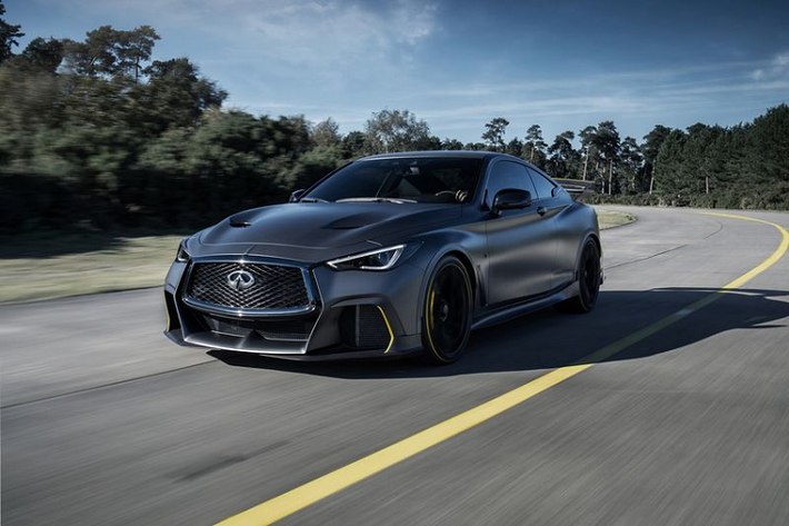 Infiniti Q60 Project Black S mới vốn nhận được rất nhiều sự quan tâm của giới chơi xe khi được công bố dưới dạng nghiên cứu thiết kế. Tuy nhiên, kể từ năm 2019, Infiniti đã quyết định cân nhắc, xem xét lại dự án này. Q60 Project Black S là kết quả của sự hợp tác kỹ thuật giữa Infiniti và đội đua Renault Sport Formula One. Xe được trang bị động cơ tăng áp kép V6 400 mã lực, có sự hỗ trợ của hệ thống hybrid kép, cho tổng công suất 563 mã lực.