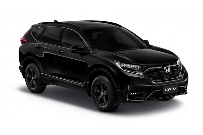 Ngoài ra, các trang bị khác trên phiên bản Black Edition vẫn được giữ nguyên như phiên bản thông thường. Động cơ xăng 2.4L i-VTEC, 4 xi lanh thẳng hằng tích hợp phun xăng điện tử PGM-FI cho công suất tối đa 173 mã lực và mô-men xoắn cực đại 224 Nm.