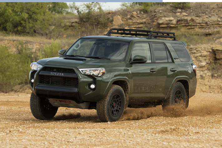 5. Toyota 4Runner Toyota 4Runner là một chiến binh thực thụ trong giới SUV với sự bền bỉ được chứng minh qua nhiều thập kỉ. 4Runner được xây dựng như một chiếc SUV khung sườn cổ điển với động cơ V6 mạnh mẽ. Mẫu xe này đứng thứ 8 trong danh sách này năm ngoái nhưng đã nhảy lên vị trí thứ 5 lần này. Nghiên cứu cho thấy 4,1% xe đủ chỉ tiêu.