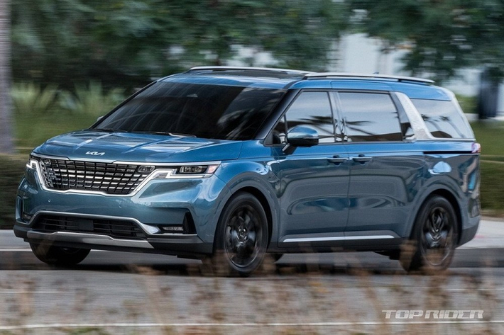 Kia Sedona thế hệ mới đã lần đầu tiên trình làng tại thị trường Hàn Quốc vào hồi tháng 8 năm ngoái dưới cái tên riêng Carnival. Chưa đầy 1 năm sau, hãng Kia đã tung Sedona 2022 ra thị trường nội địa với một số thay đổi đáng chú ý. Vì mới được lột xác hoàn toàn so với thế hệ cũ nên Kia Sedona 2022 không thay đổi về thiết kế. Thay vào đó, mẫu MPV cỡ trung này chỉ được bổ sung logo mới của thương hiệu Kia.