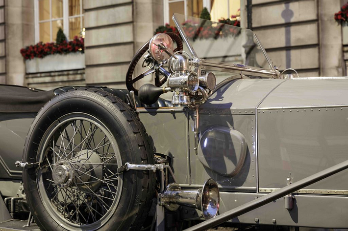 Chuyến đi kết thúc bằng một buổi chiêu đãi hoành tráng tại Rolls-Royce Motor Cars Edinburgh vào Thứ Hai, ngày 6 tháng 9 năm 2021.