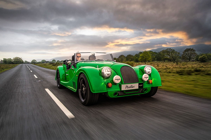 Cụ thể trên website của Morgan Motor (Anh) đã ghi nhận đại lý Morgan Vietnam có đại bản doanh ở phường Lê Mao, TP.Vinh, tỉnh Nghệ An. Tuy nhiên showroom trưng bày xe Morgan Motor đầu tiên sẽ được mở ở Hà Nội.