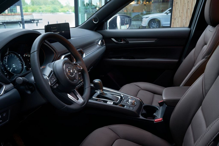 Đáng chú ý, AWD trên Mazda CX-5 2022 cũng sẽ là hệ dẫn động tiêu chuẩn cho hầu hết các mẫu xe từ CX-3 tới CX-9 tại khu vực Bắc Mỹ trong tương lai.
