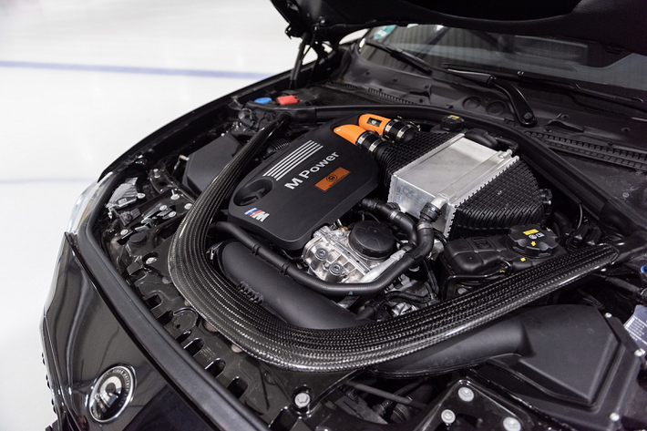 Tổng chi phí độ BMW M2 CS từ G-Power mà người dùng cần bỏ ra để đạt được mức công suất hơn siêu xe 458 Speciale là 21.788 USD, tương đương hơn 500 triệu đồng.