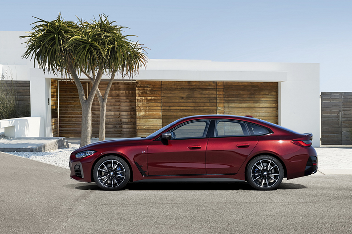 Theo BMW, BMW 4 Series Gran Coupé có trọng tâm thấp và tỷ lệ phân bổ trọng lượng giữa hai trục gần như tỷ lệ 50:50 nhờ sử dụng, tối ưu hóa trọng lượng của cả thân xe và công nghệ khung gầm. Hệ số cản gió (Cd) của xe cũng giảm 0,02 so với thế hệ cũ.