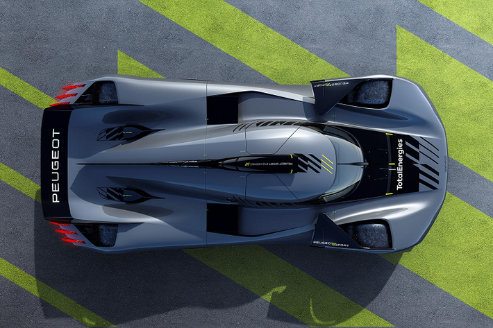 Siêu xe Peugeot 9X8 hybrid này đóng vai trò kế thừa cho chiếc xe đua 905 từng vô địch giải Le Mans 24 hours vào các năm 1992 và 1993, và chiếc 908 từng vô địch năm 2009.