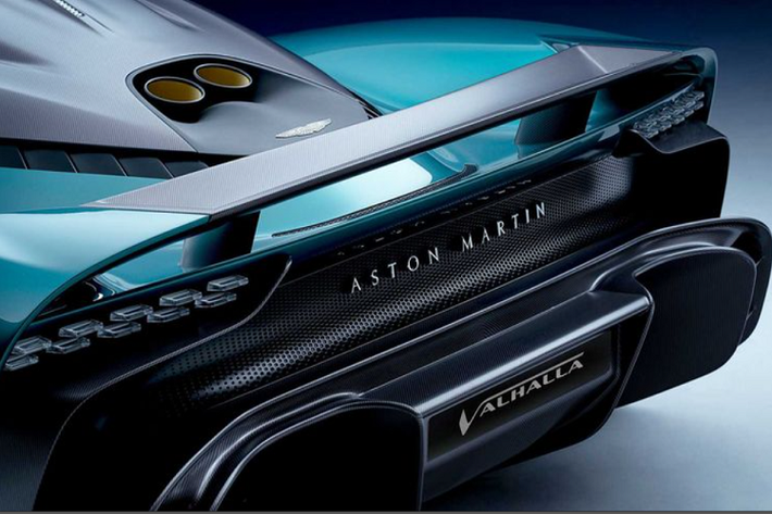 Aston Martin đặt ra mục tiêu là Valhalla sẽ hoàn thành đường đua Nurburgring trong thời gian chỉ 6 phút 30 giây, nhanh hơn 13 giây so với kỷ lục thế giới hiện tại - đang thuộc về Mercedes-AMG GT Black Series (nhiều người không công nhận kết quả của Porsche, bởi chiếc 911 GT2 RS lập kỷ lục có quá nhiều trang bị hậu mãi đặc biệt).