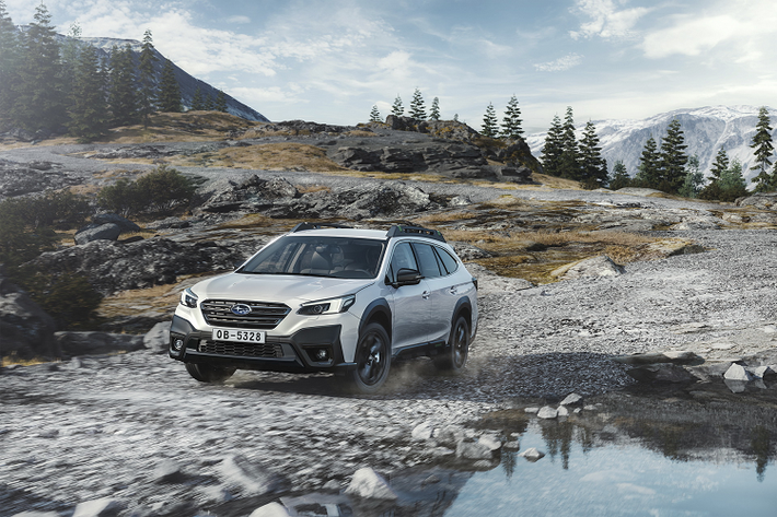 Chiếc crossover wagon Sabaru Outback 2021 mới sẽ đóng vai trò là mẫu xe chủ lực của hãng ở châu Âu, sẽ có sẵn với một hệ thống truyền động duy nhất, đó là động cơ boxer 4 xi-lanh 2.5L hút khí tự nhiên kết hợp với hộp số Lineartronic CVT và hệ dẫn động bốn bánh AWD.
