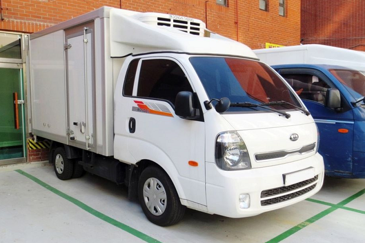 7. Kia Bongo 3 (5.929 chiếc) Đứng ở vị trí số 7 trong danh sách 10 mẫu xe bán chạy nhất tháng 6/2021 tại Hàn Quốc là mẫu xe tải hạng nhẹ Kia Bongo 3 với 5.929 xe bán ra.