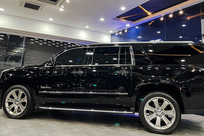 Chiếc GMC này là gợi ý dành cho người yêu SUV cỡ lớn, máy lớn của Mỹ, lựa chọn tiết kiệm hơn so với “đập hộp” xe mới có giá sau thuế khá cao vì dung tích động cơ lớn. Nhìn chung, dòng xe SUV này khá kén khách, nó chỉ thích hợp với những khách hàng chịu chơi, yêu thích những chiếc SUV to lớn của Mỹ.