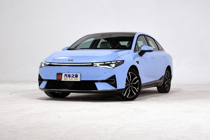 Sedan là một phân khúc đang chết dần trên thị trường toàn cầu. Tuy nhiên, người mua ở Trung Quốc vẫn yêu thích sedan, vậy nên nhiều nhà sản xuất vẫn duy trì chế tạo những mẫu xe mới dành riêng cho thị trường này – đặc biệt là những chiếc xe hệ truyền động hybrid hoặc điện hoàn toàn như Xpeng P5 2021 mới.
