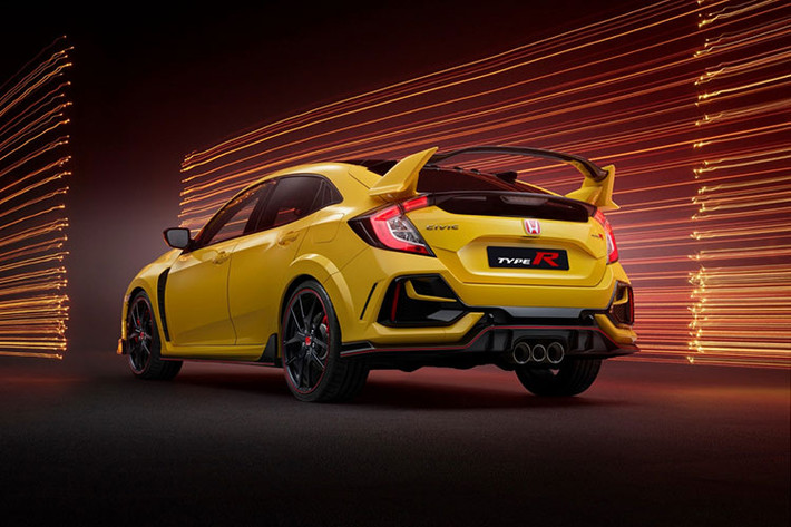 Mức giá xe Honda Civic Type R 2021 tương đương 82.500 USD (khoảng hơn 1,9 tỷ đồng) tại tại thị trường Indonesia.
