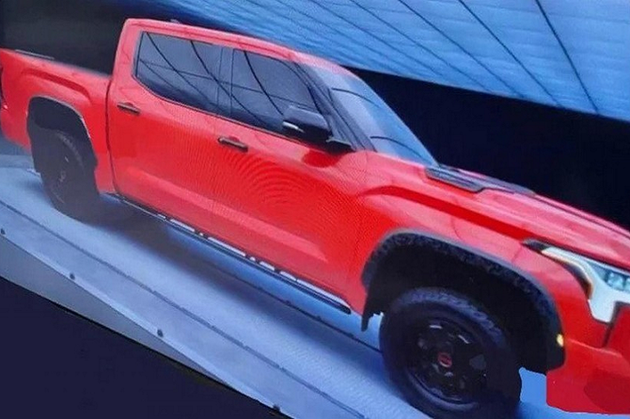 Dự kiến, Toyota Tundra 2022 sẽ được phát triển dựa trên cơ sở gầm bệ hình thang GA-F mới cùng với Toyota Land Cruiser 2022 và Lexus LX thế hệ mới. Đây là khung gầm vốn ra đời từ cơ sở gầm bệ Toyota New Global Architecture (TNGA).