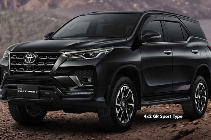 Vào hồi đầu tháng 8 vừa qua, Toyota Fortuner GR Sport 2021 mới đã ra mắt tại thị trường Indonesia. Đến nay, tới lượt thị trường Thái Lan đón nhận phiên bản thể thao hơn của dòng SUV cỡ trung này.