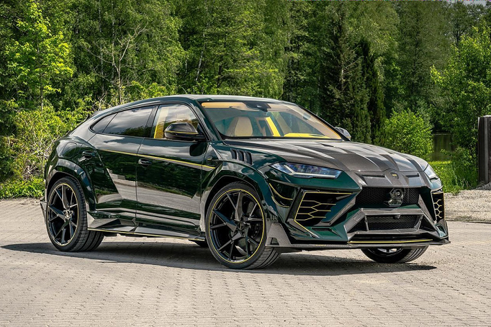 Là mẫu siêu SUV được ưa chuộng nhất hiện nay, Lamborghini Urus mới liên tục được các hãng độ lựa chọn để tùy biến. Mới đây, Mansory lại tung ra bản độ Urus Venatus với lớp sơn độc đáo.