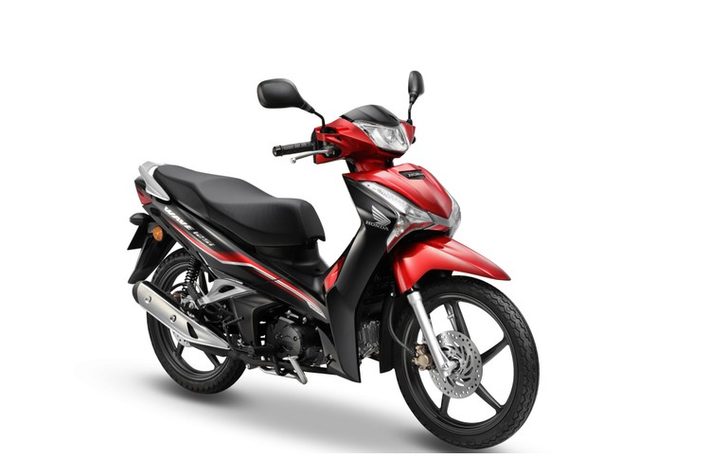 Theo thông tin do Honda công bố, Honda Wave 125i 2021 mới tại thị trường Malaysia sẽ có 3 tùy chọn màu sắc mới gồm Đen Vàng, Đỏ Đen và Xanh Đen. Bên cạnh đó, động cơ của xe cũng đã được cải tiến nhằm đáp ứng khí thải Euro 4.